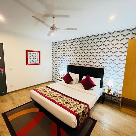 Qotel Hotel Chhatarpur - Oppsite Tivoli Garden New Delhi Exterior photo