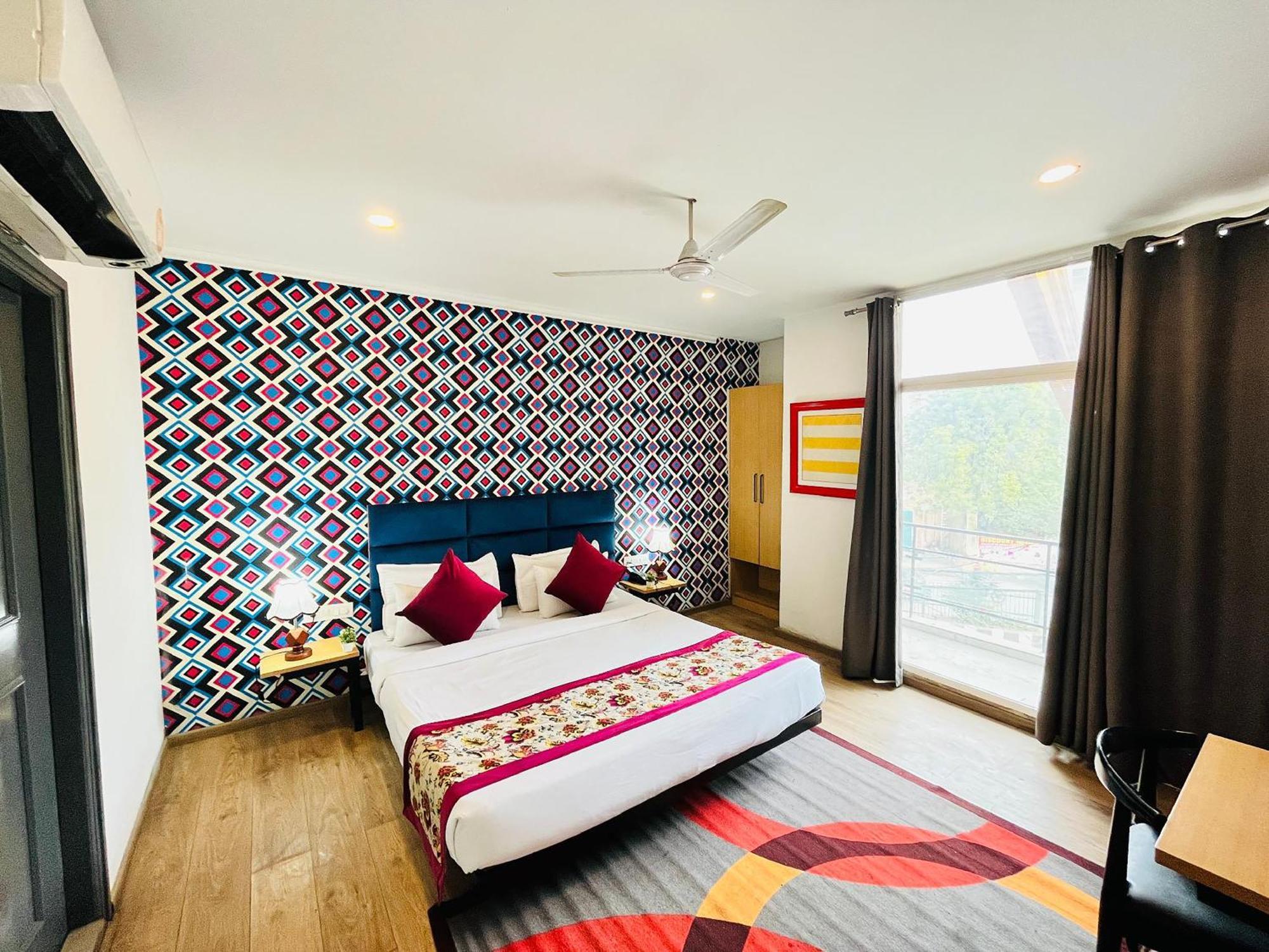 Qotel Hotel Chhatarpur - Oppsite Tivoli Garden New Delhi Exterior photo